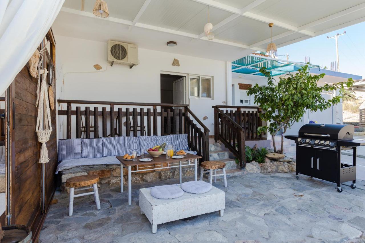 Christos Studios And Family Apartments Stegna ภายนอก รูปภาพ
