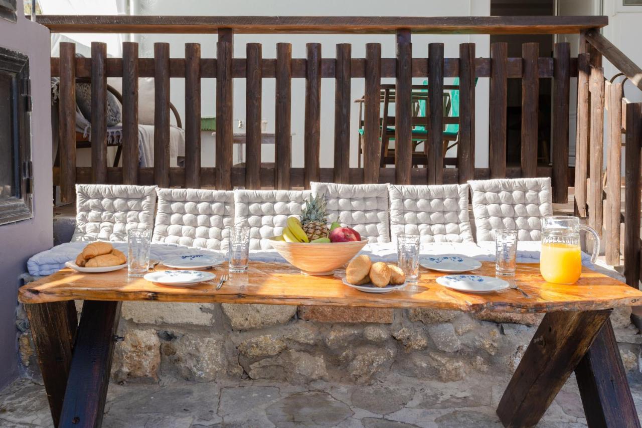 Christos Studios And Family Apartments Stegna ภายนอก รูปภาพ