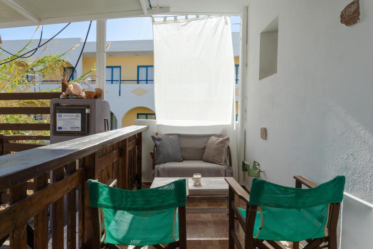Christos Studios And Family Apartments Stegna ภายนอก รูปภาพ