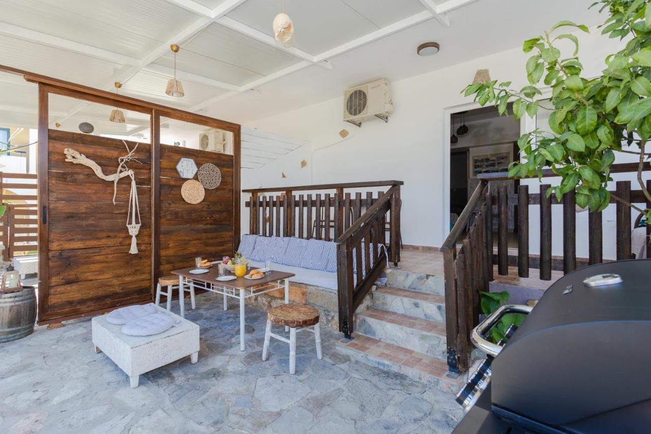 Christos Studios And Family Apartments Stegna ภายนอก รูปภาพ