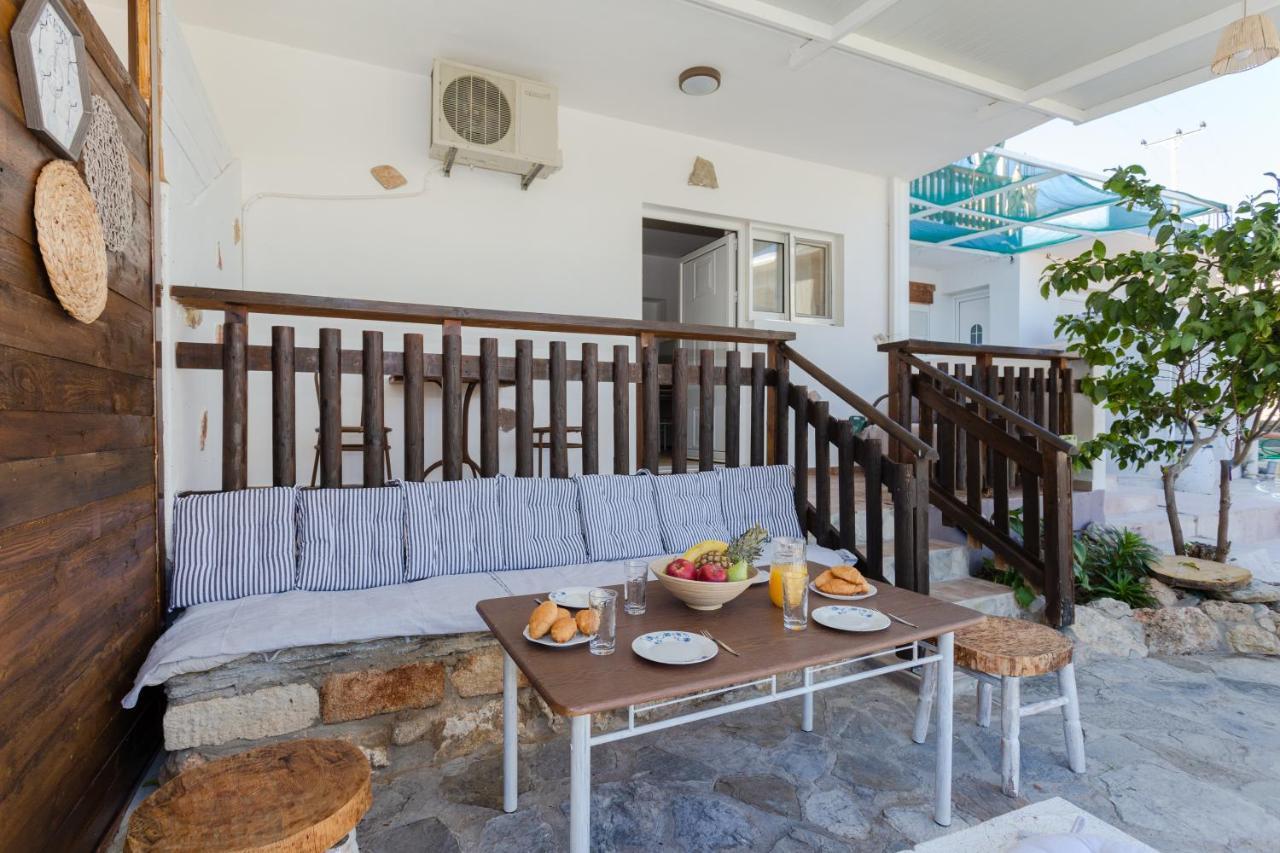 Christos Studios And Family Apartments Stegna ภายนอก รูปภาพ