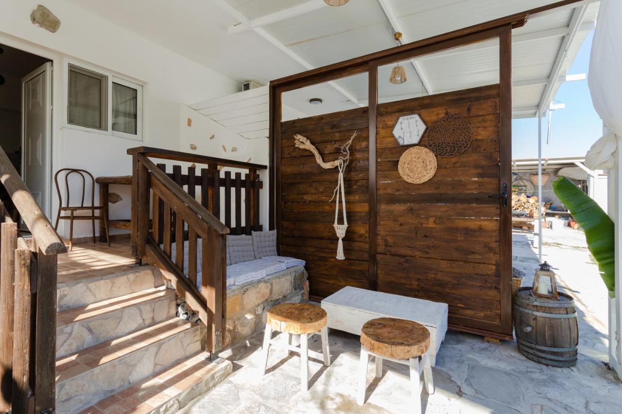 Christos Studios And Family Apartments Stegna ภายนอก รูปภาพ
